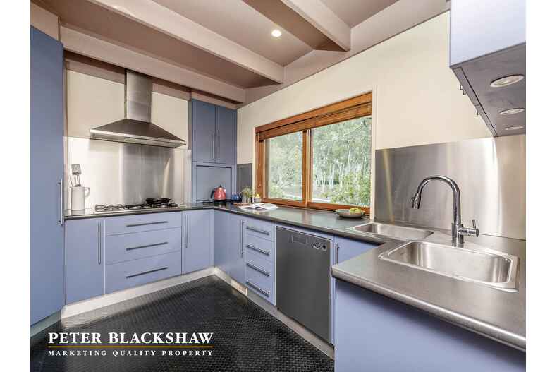 4 Cardew Crescent Holder 4 Cardew Crescent Holder