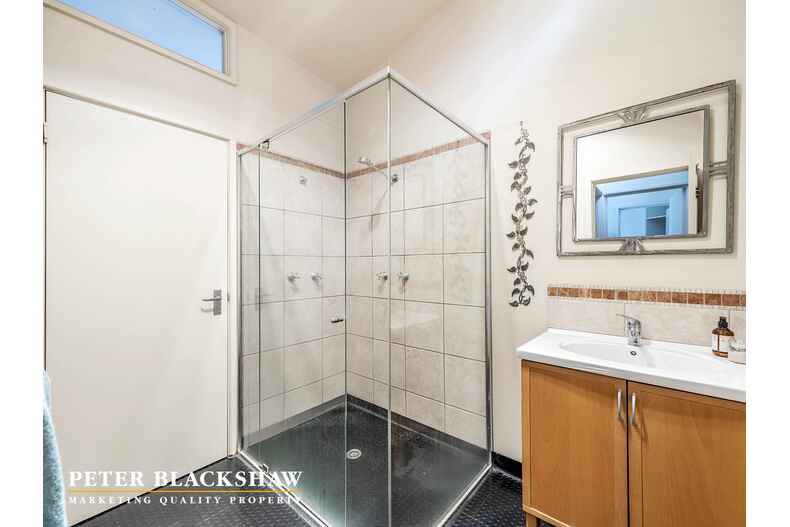 4 Cardew Crescent Holder 4 Cardew Crescent Holder