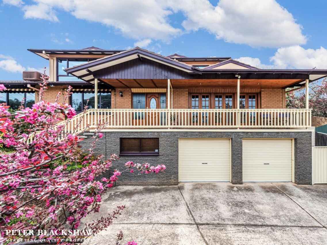 53 Buvelot Street Weston