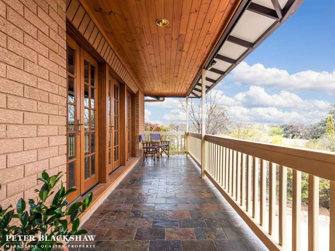 53 Buvelot Street Weston