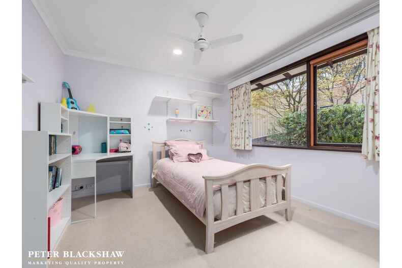 53 Buvelot Street Weston 53 Buvelot Street Weston