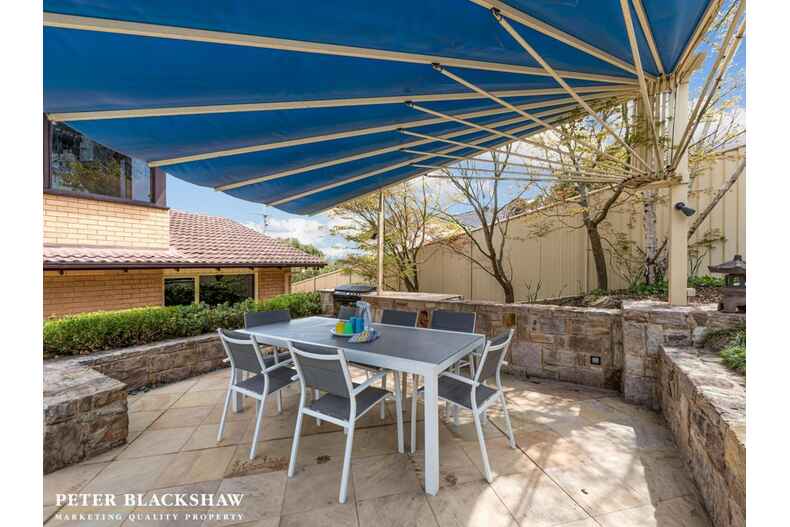 53 Buvelot Street Weston 53 Buvelot Street Weston
