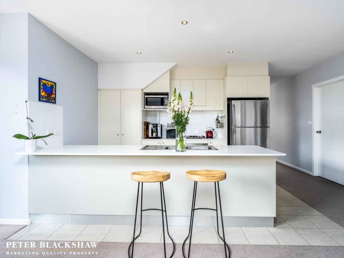 110/215 Aspinall Street Watson