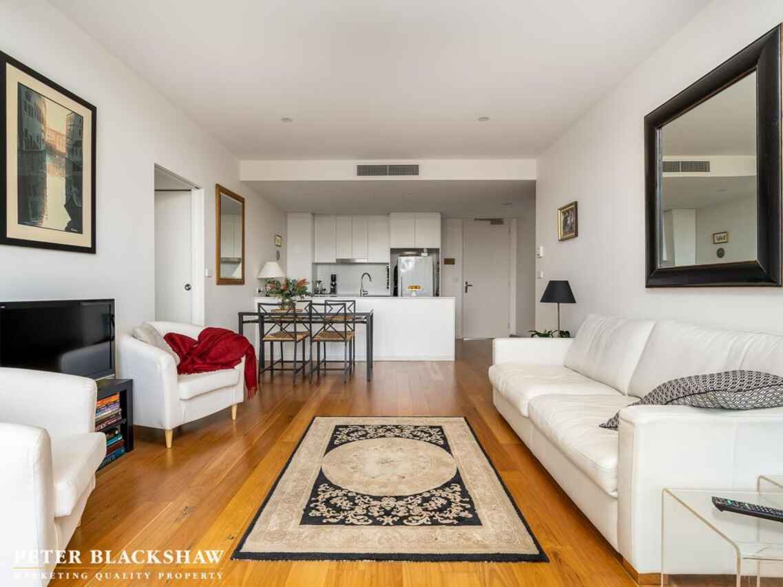 39/65 Constitution Avenue Campbell