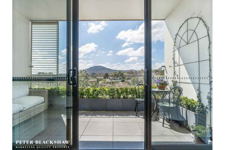 39/65 Constitution Avenue Campbell 39/65 Constitution Avenue Campbell