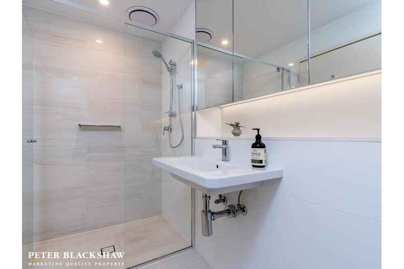 39/65 Constitution Avenue Campbell 39/65 Constitution Avenue Campbell