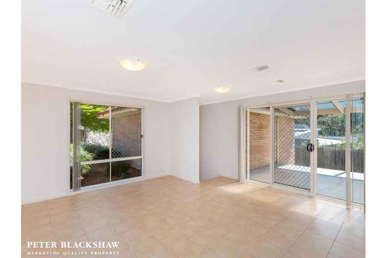 2 Walter Close Jerrabomberra 2 Walter Close Jerrabomberra