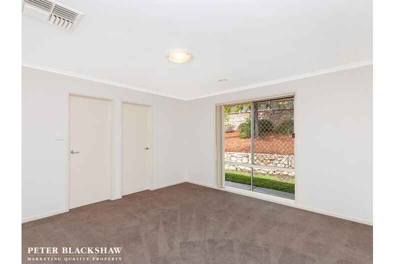 2 Walter Close Jerrabomberra 2 Walter Close Jerrabomberra