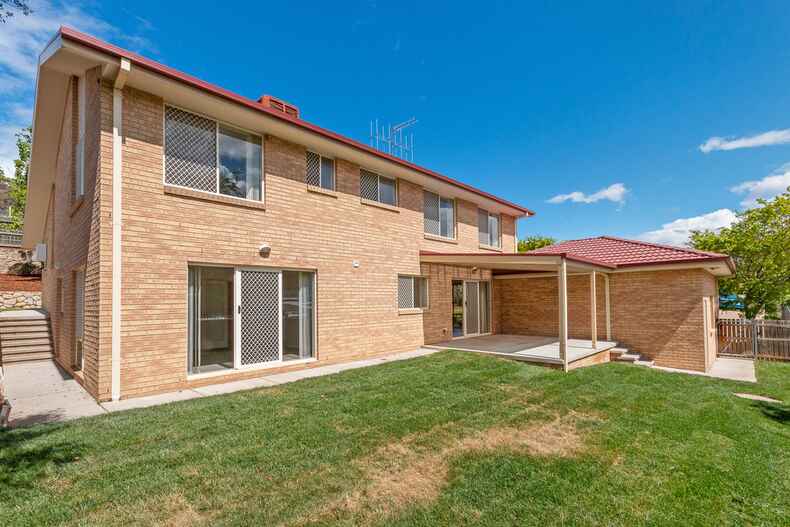 2 Walter Close Jerrabomberra 2 Walter Close Jerrabomberra