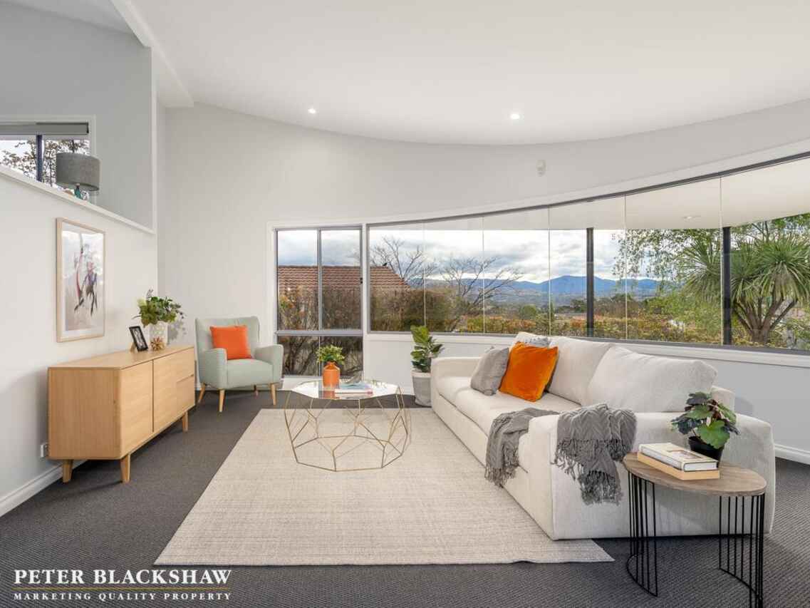 14 Churchill Way Gordon