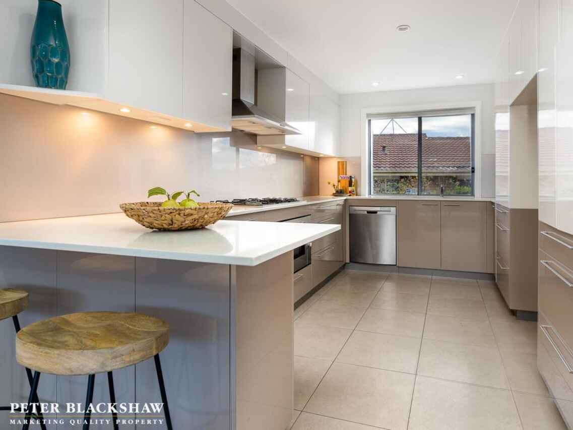 14 Churchill Way Gordon