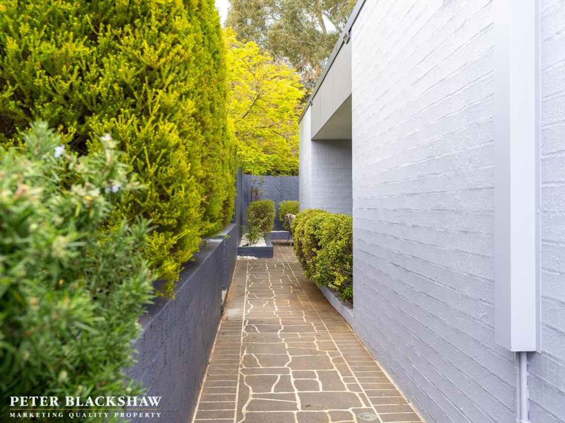 14 Churchill Way Gordon