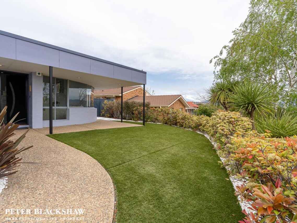 14 Churchill Way Gordon