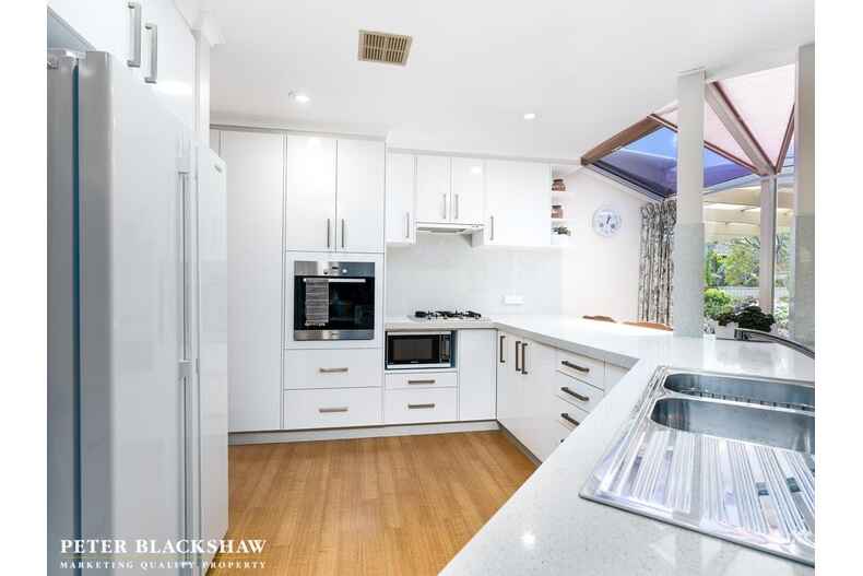 14 Buntine Crescent Isaacs 14 Buntine Crescent Isaacs