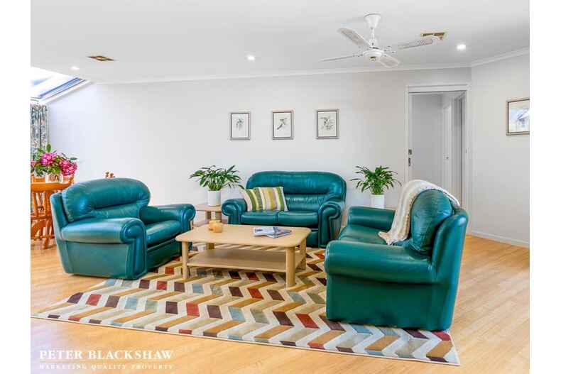 14 Buntine Crescent Isaacs 14 Buntine Crescent Isaacs