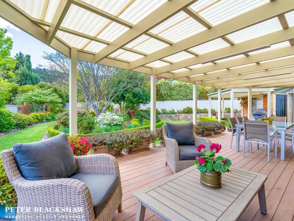 14 Buntine Crescent Isaacs