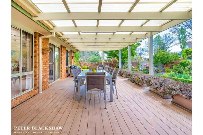 14 Buntine Crescent Isaacs 14 Buntine Crescent Isaacs