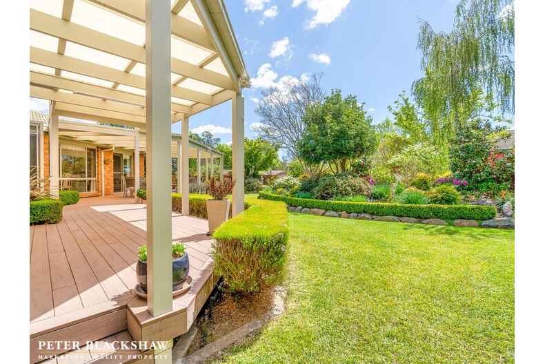 14 Buntine Crescent Isaacs 14 Buntine Crescent Isaacs