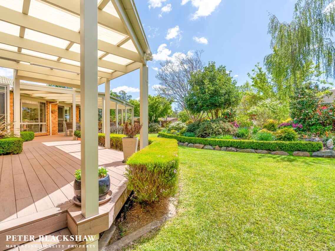 14 Buntine Crescent Isaacs