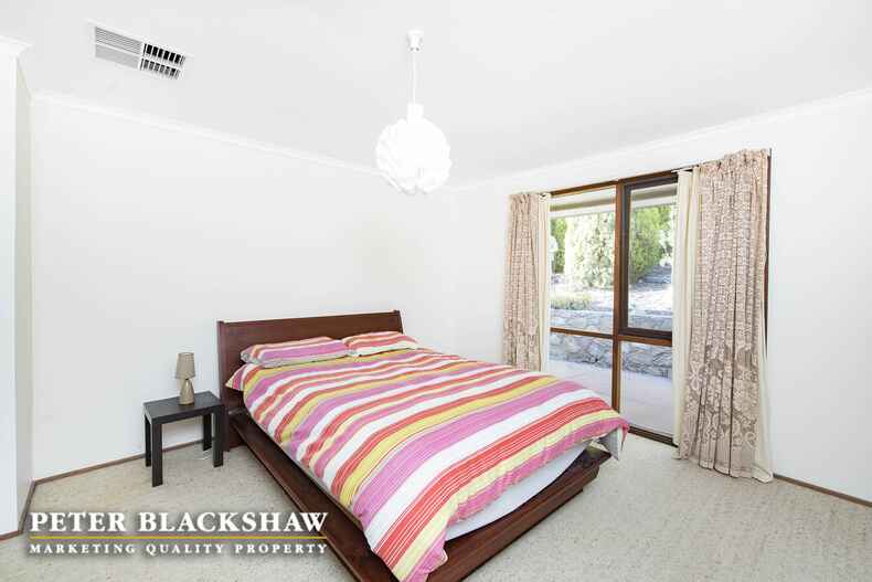 96 Learmonth Drive Kambah 96 Learmonth Drive Kambah