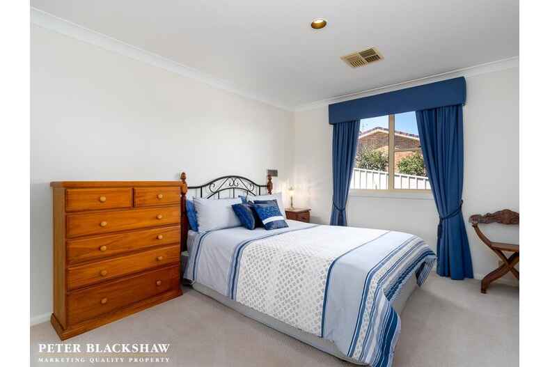 35 Whitty Crescent Isaacs 35 Whitty Crescent Isaacs