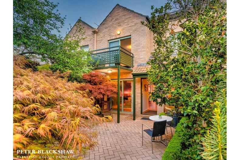 9/4 Hooker Street Yarralumla 9/4 Hooker Street Yarralumla