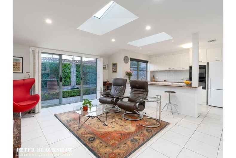 9/4 Hooker Street Yarralumla 9/4 Hooker Street Yarralumla