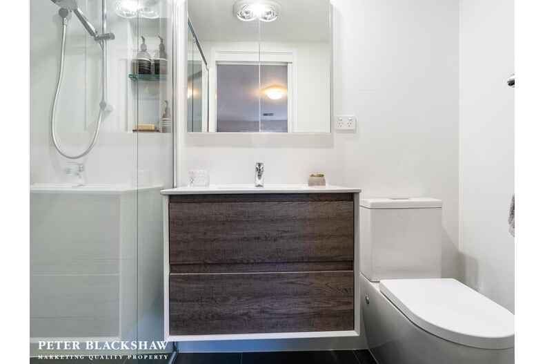 9/4 Hooker Street Yarralumla 9/4 Hooker Street Yarralumla