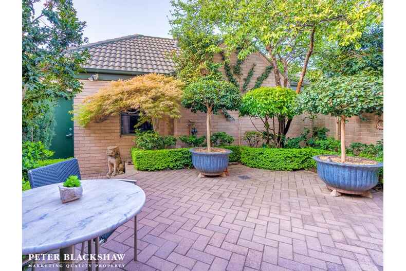 9/4 Hooker Street Yarralumla 9/4 Hooker Street Yarralumla