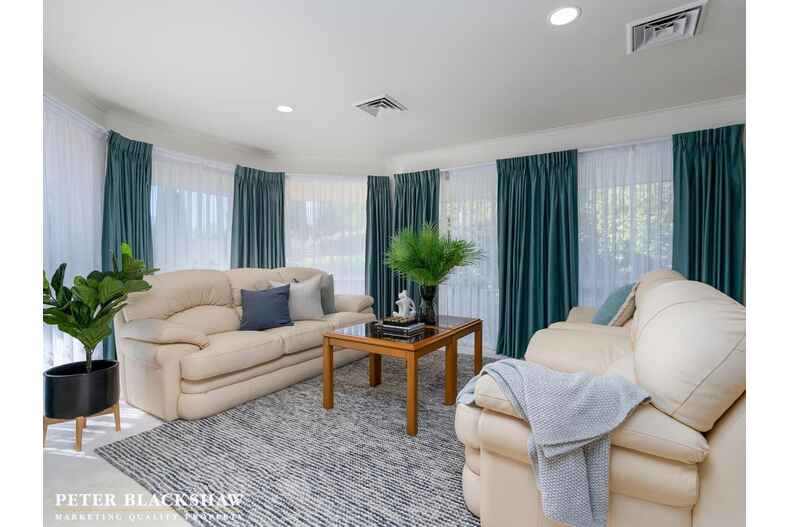 22 James Scott Close Kambah 22 James Scott Close Kambah