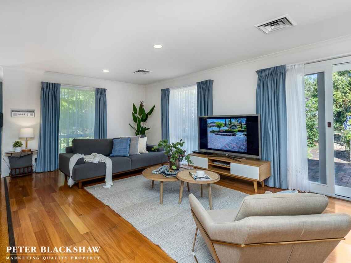 22 James Scott Close Kambah