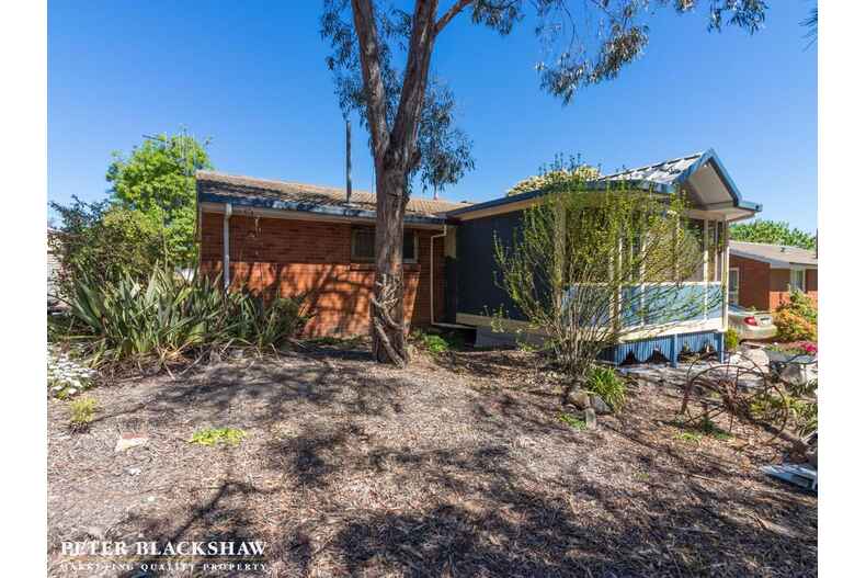 93 Barada Crescent Aranda