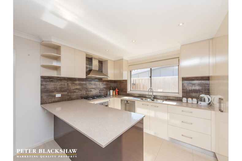 20 Langtree Crescent Crace