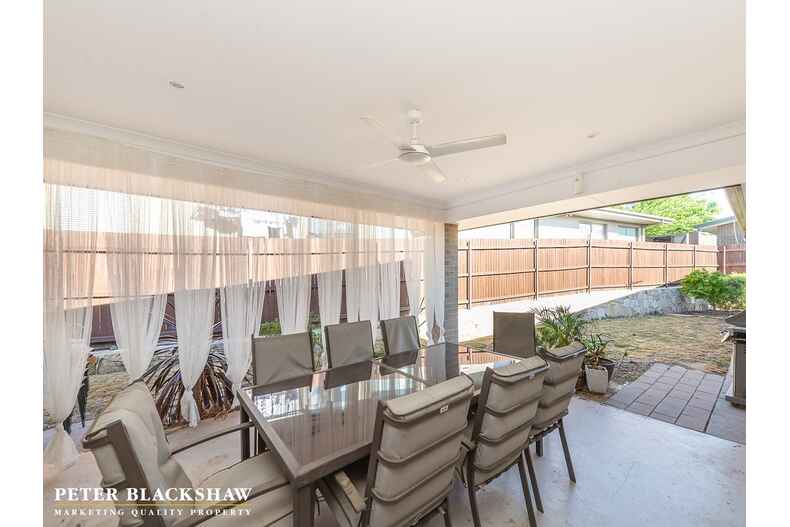 20 Langtree Crescent Crace