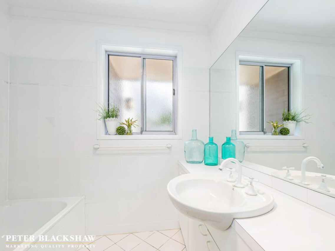 50 William Hudson Crescent Monash