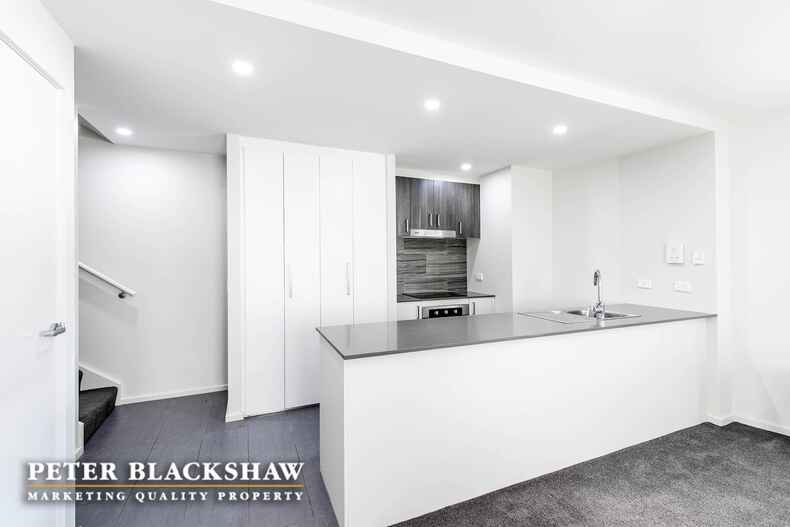 2/35 Oakden Street Greenway 2/35 Oakden Street Greenway