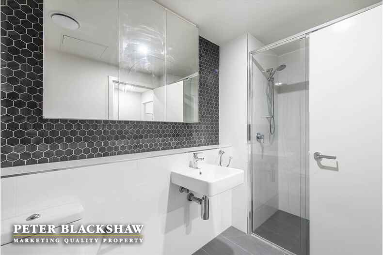 2/35 Oakden Street Greenway 2/35 Oakden Street Greenway