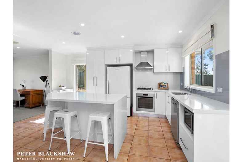 32 Leita Court Ngunnawal 32 Leita Court Ngunnawal
