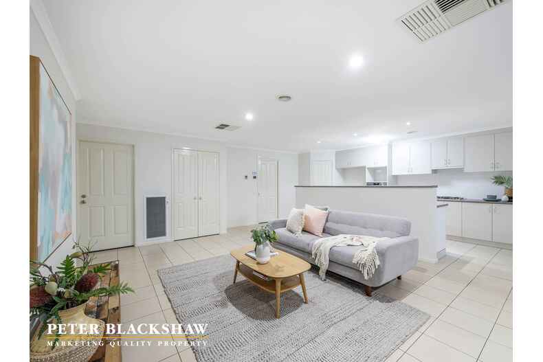 16 Cape York Street Harrison 16 Cape York Street Harrison