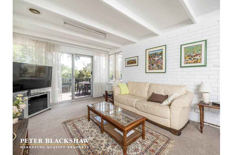 11 McCrae Street Garran