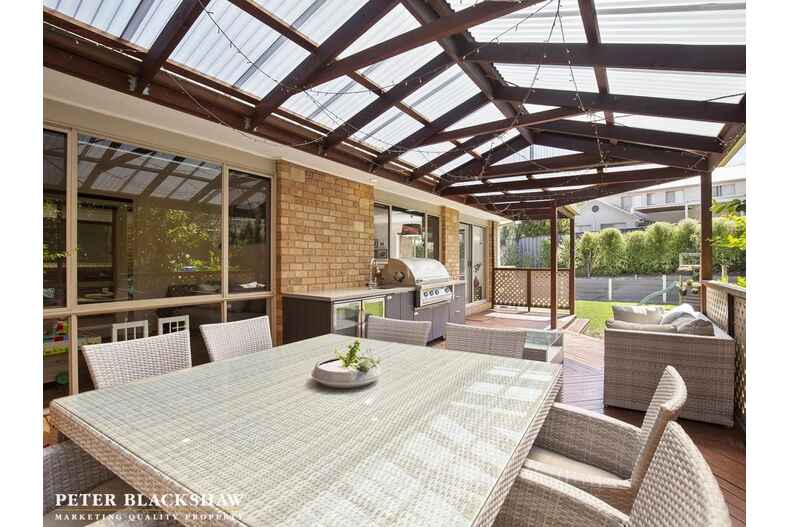 7 Hattersley Court Nicholls 7 Hattersley Court Nicholls