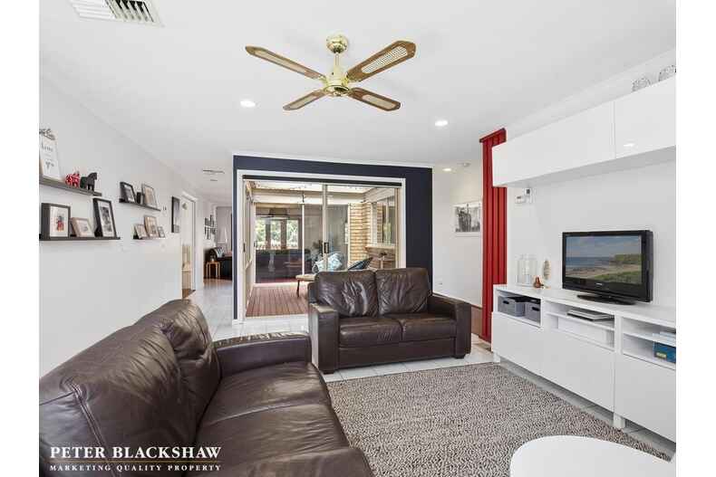 7 Hattersley Court Nicholls 7 Hattersley Court Nicholls