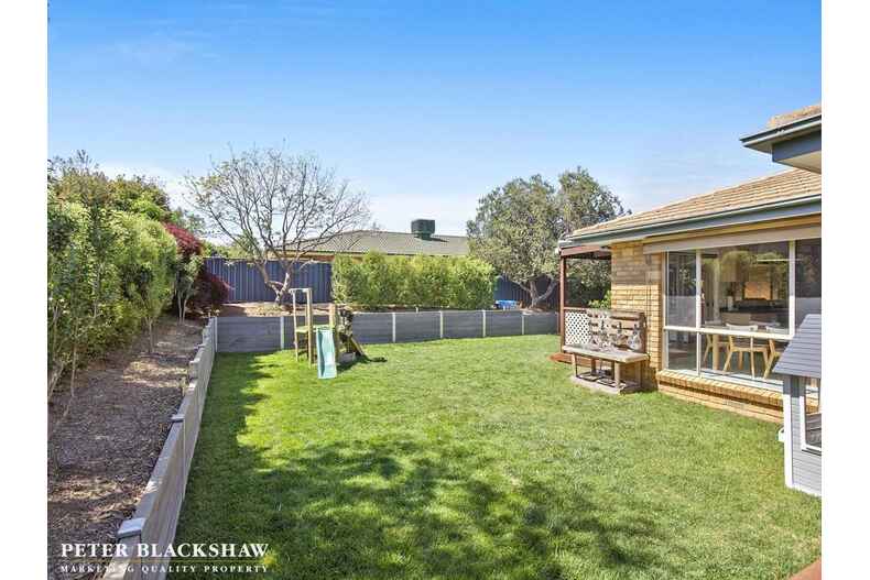 7 Hattersley Court Nicholls 7 Hattersley Court Nicholls