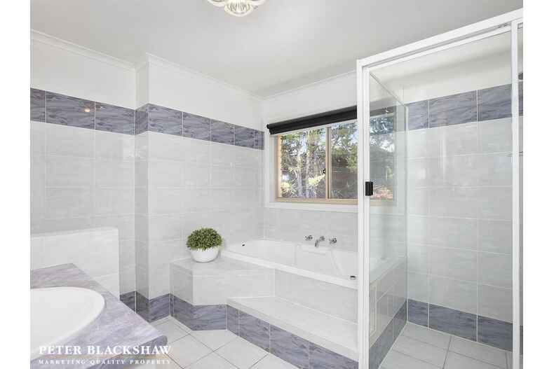 7 Hattersley Court Nicholls 7 Hattersley Court Nicholls