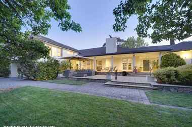 8 Hunter Street Yarralumla