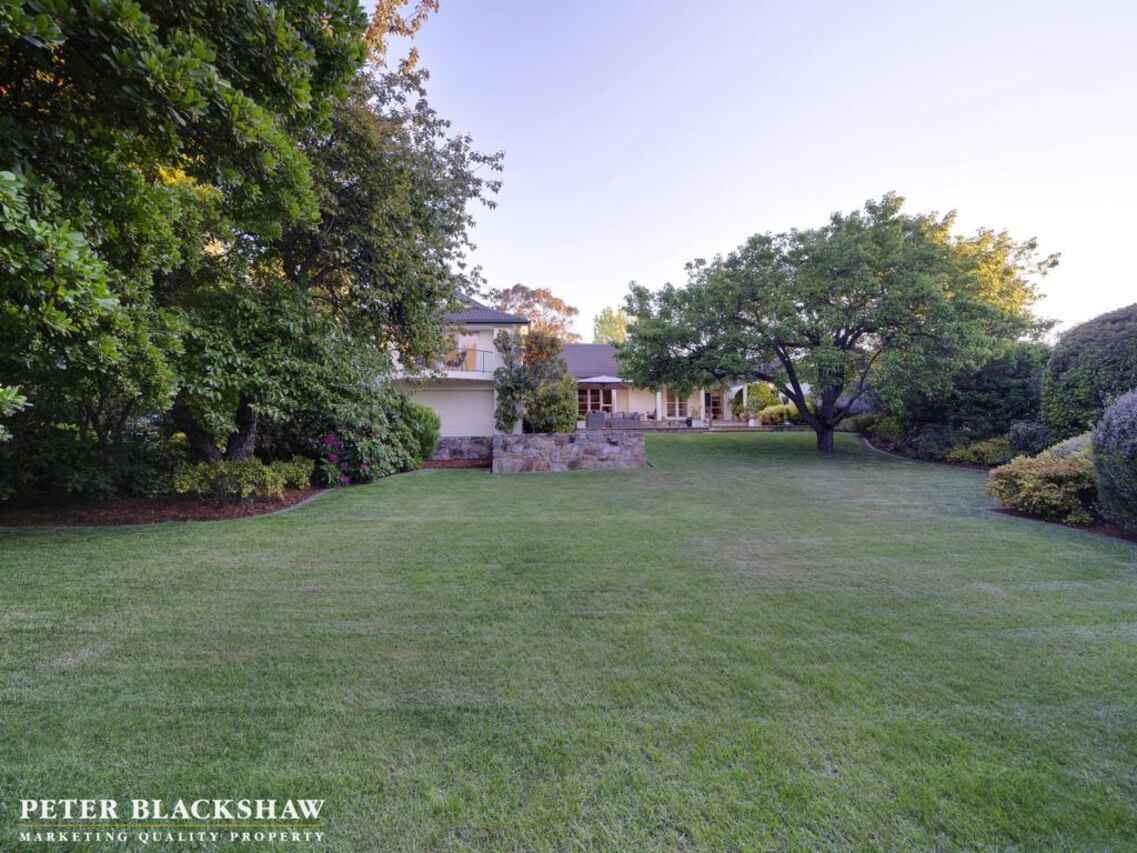8 Hunter Street Yarralumla