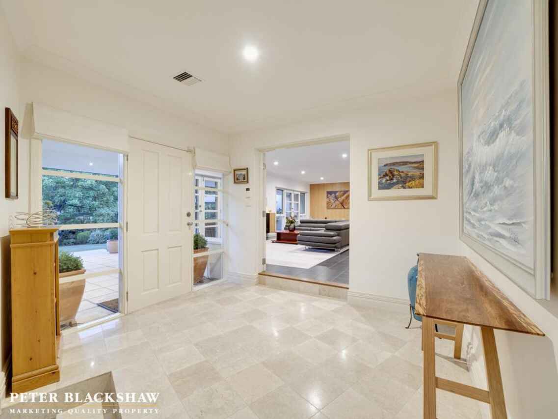 8 Hunter Street Yarralumla