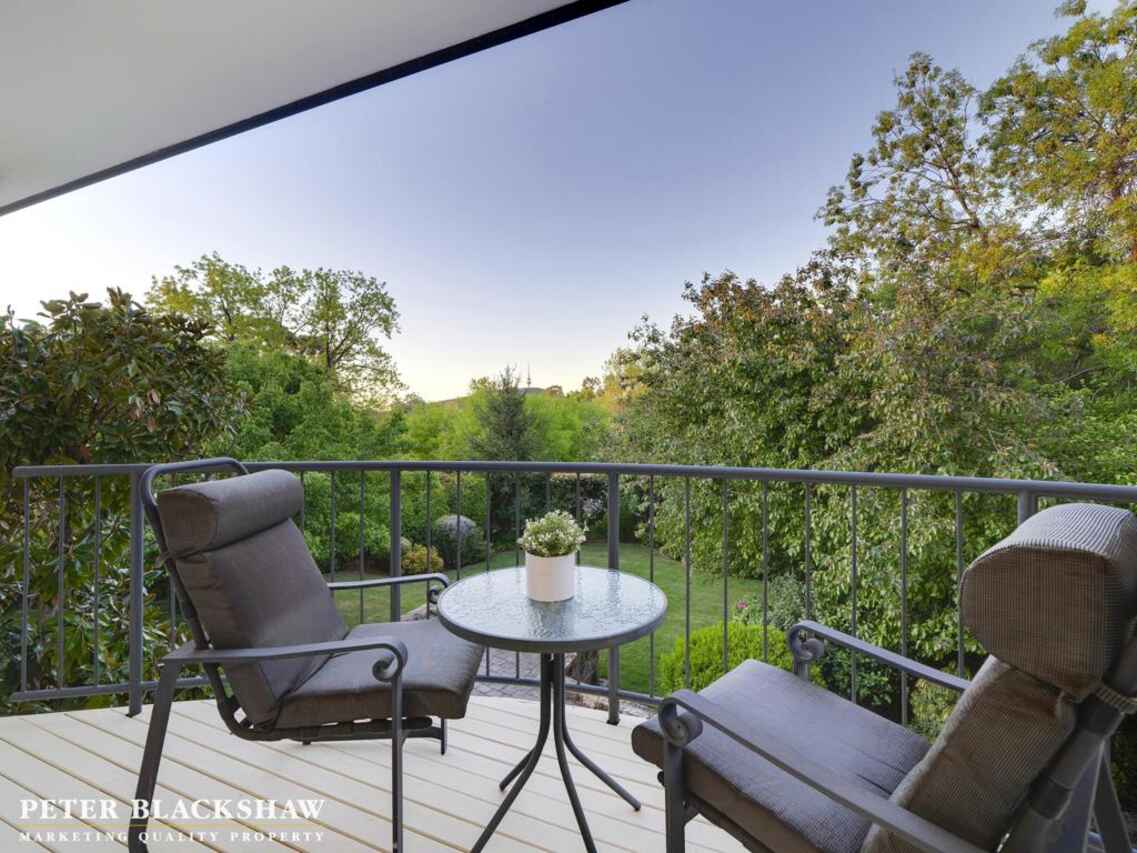 8 Hunter Street Yarralumla