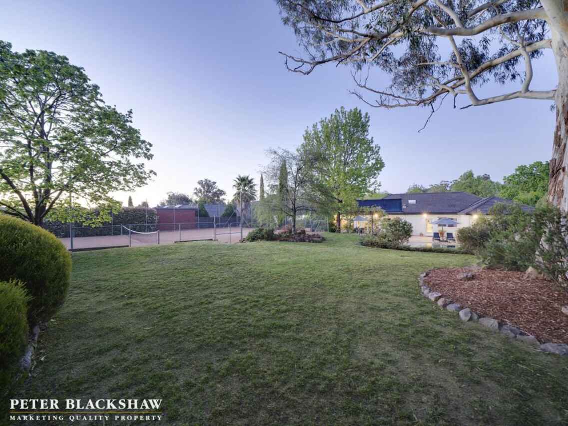 8 Hunter Street Yarralumla