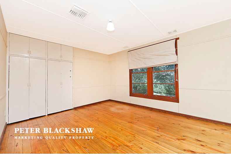 4 Boree Place Narrabundah